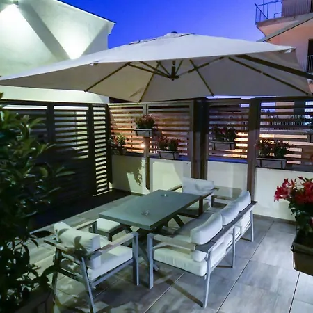 Apartment Klaudia - Charming House San Giorgio a Cremano