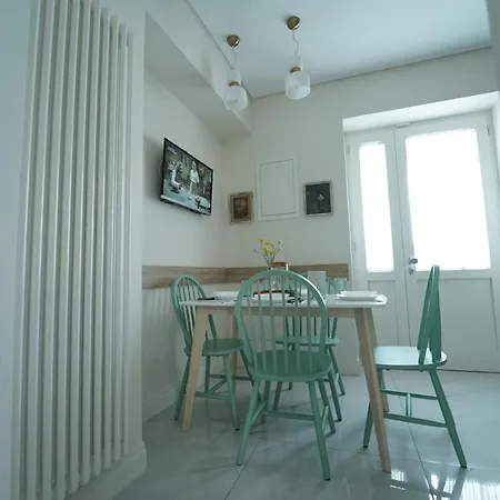 Klaudia - Charming House Apartment San Giorgio a Cremano